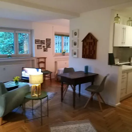 Schoenes Appartement Mit Gartenblick Baden-Baden Buitenkant foto