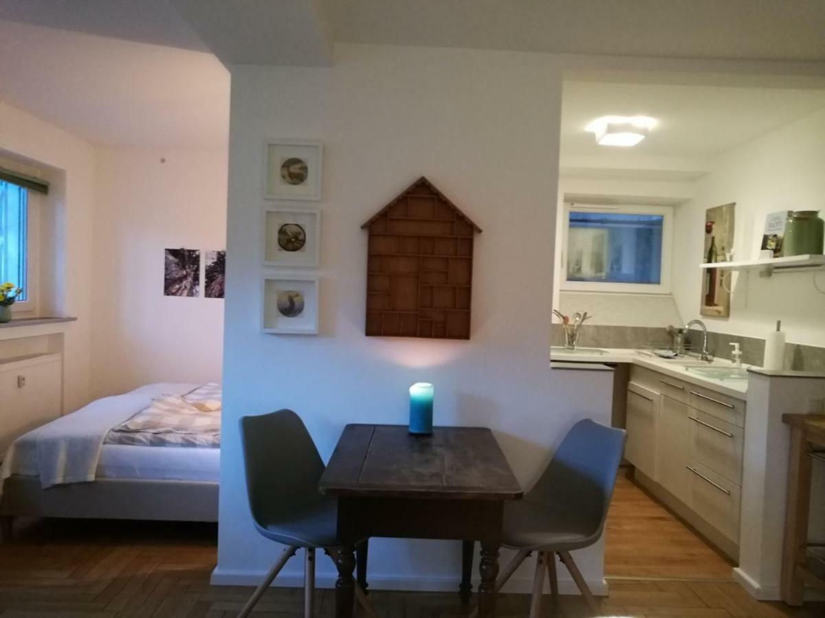 Schoenes Mit Gartenblick Apartamento Baden-Baden