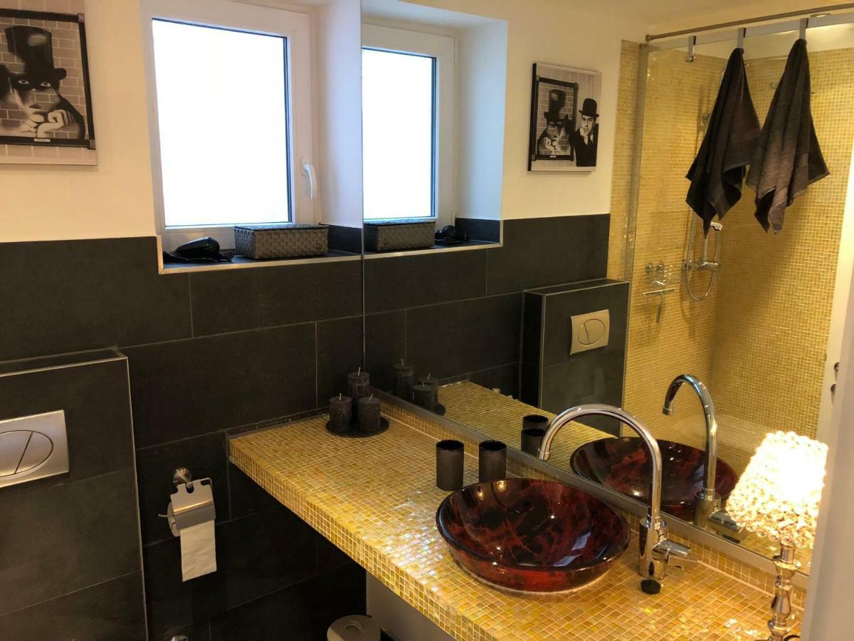 Apartamento Schoenes Mit Gartenblick *