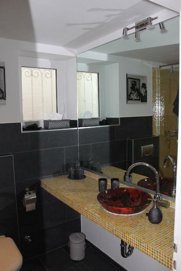 Apartamento Schoenes Mit Gartenblick